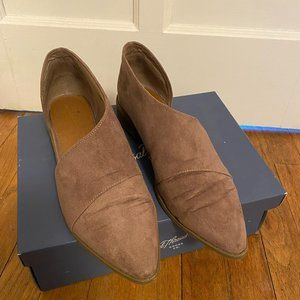 Dress shoes, women's size 9, Universal Threads